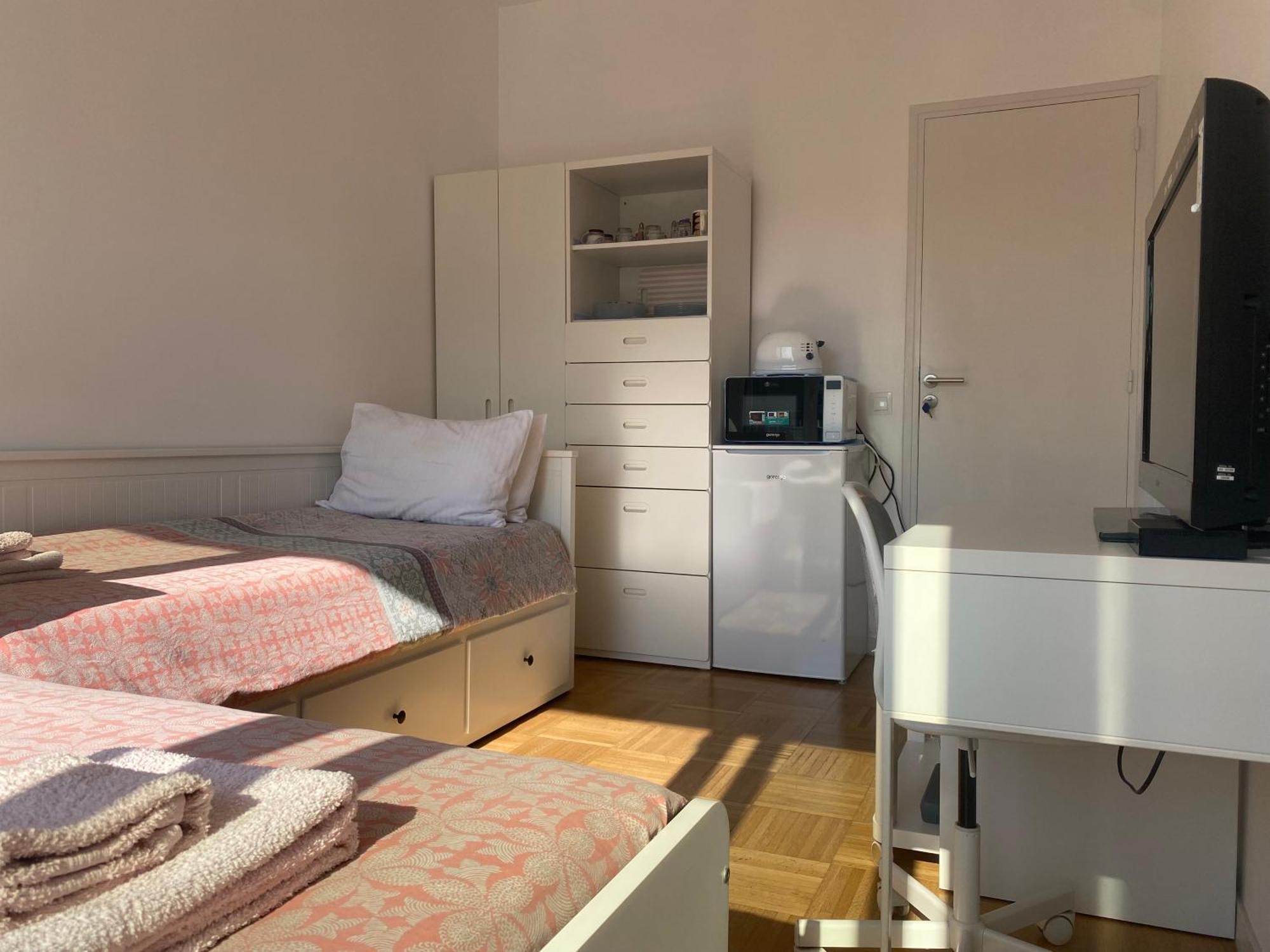 Mirela'S Private Room With Key, Ac, Lift & Balcony In The Center Of Nice On The Cote D'Azur Exterior foto